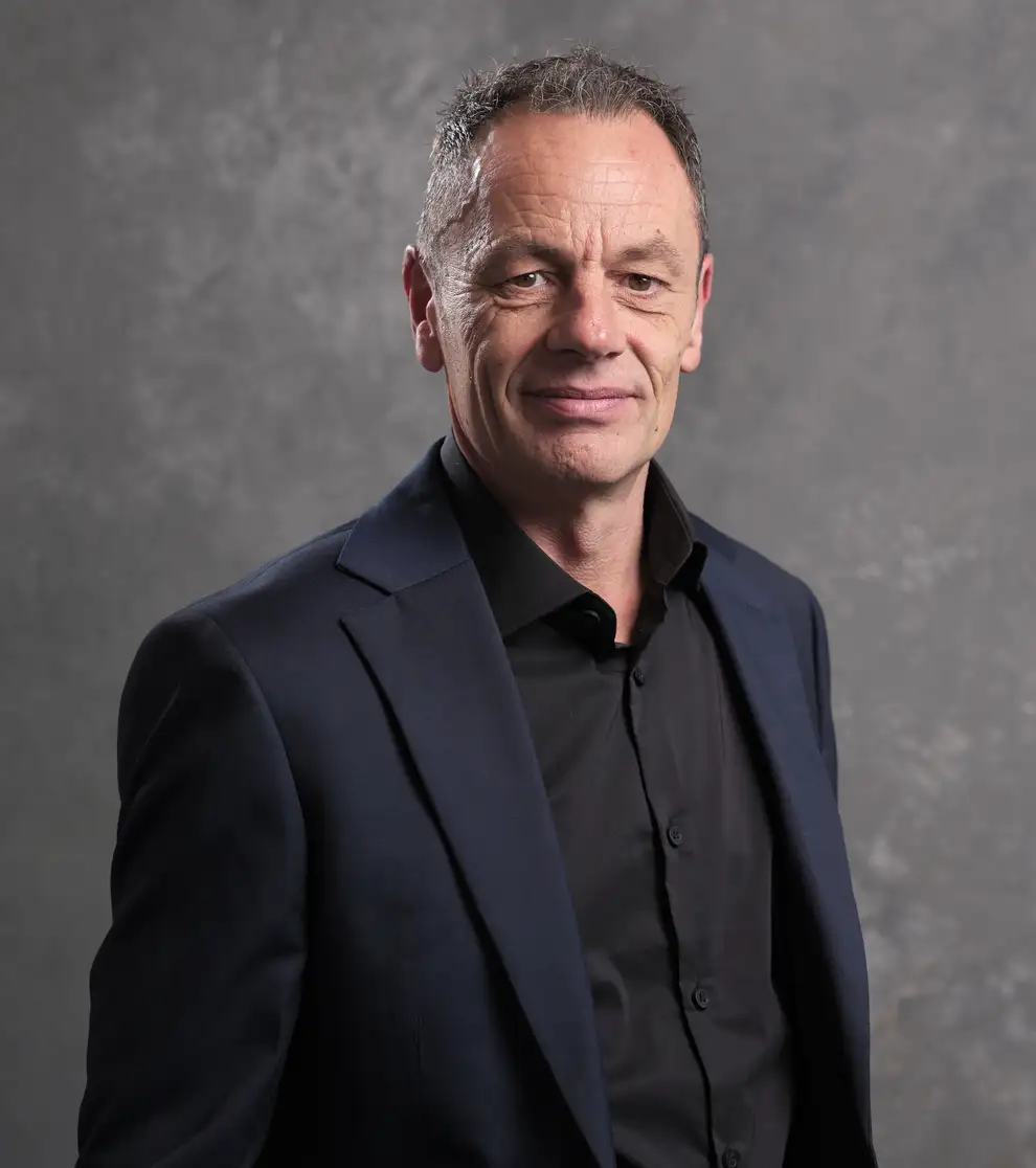 Ian Bennett